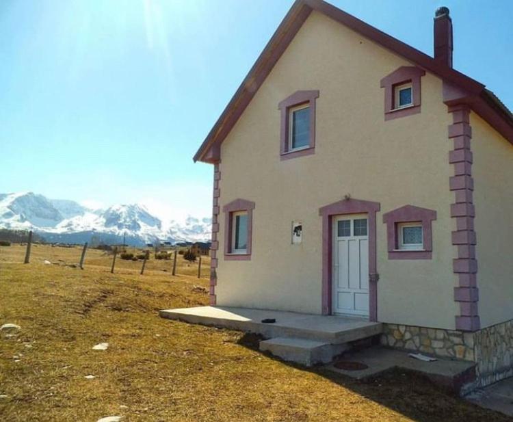 Guest House Nena Žabljak エクステリア 写真